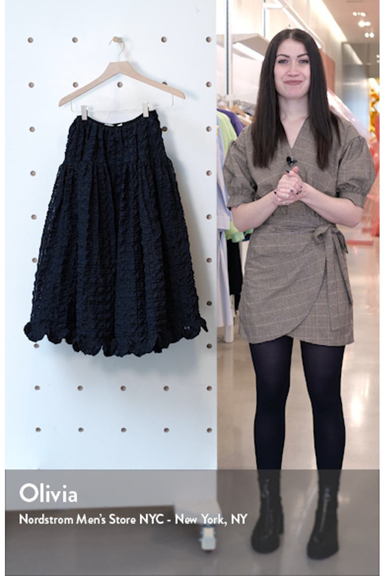 Kasumi Seersucker Skirt video