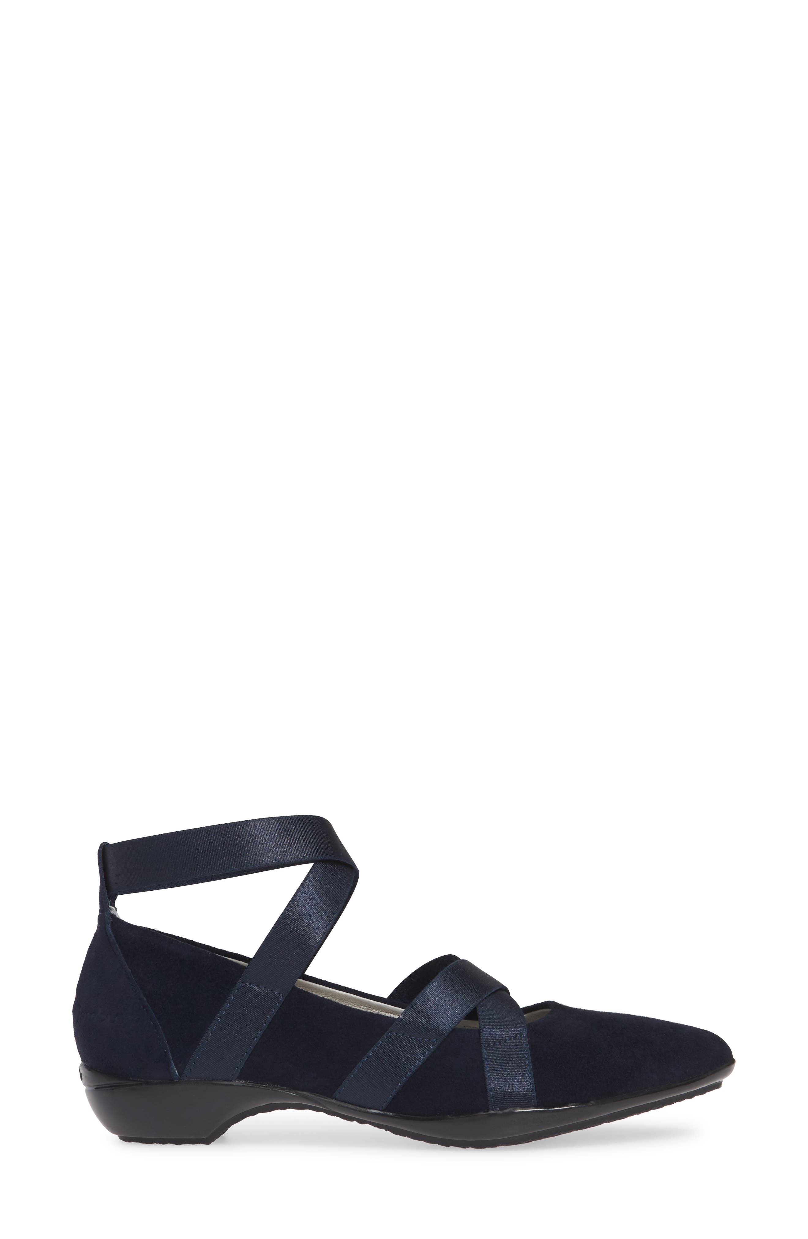 Rumson Flat, Alternate, color, NAVY SUEDE
