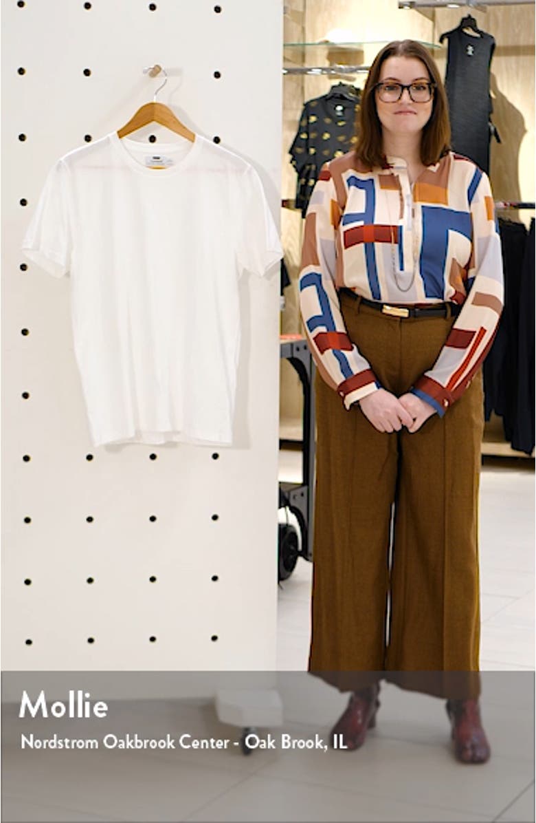 Classic Fit T-Shirt, sales video thumbnail