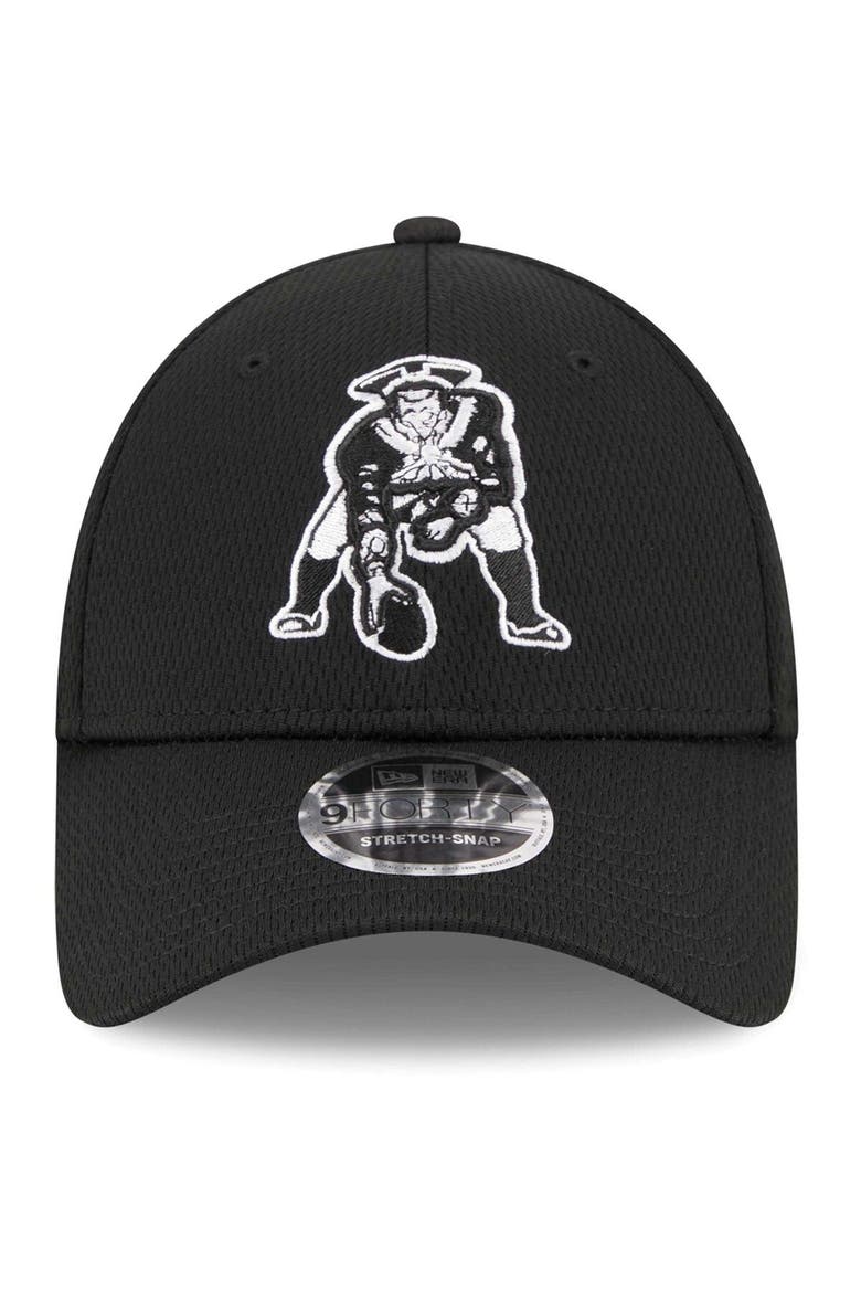 Men's New Era Black New England Patriots Throwback Main B-Dub 9FORTY Adjustable Hat, Alternate, color, Black