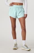 Vuori Daily Speed Pull-On Shorts