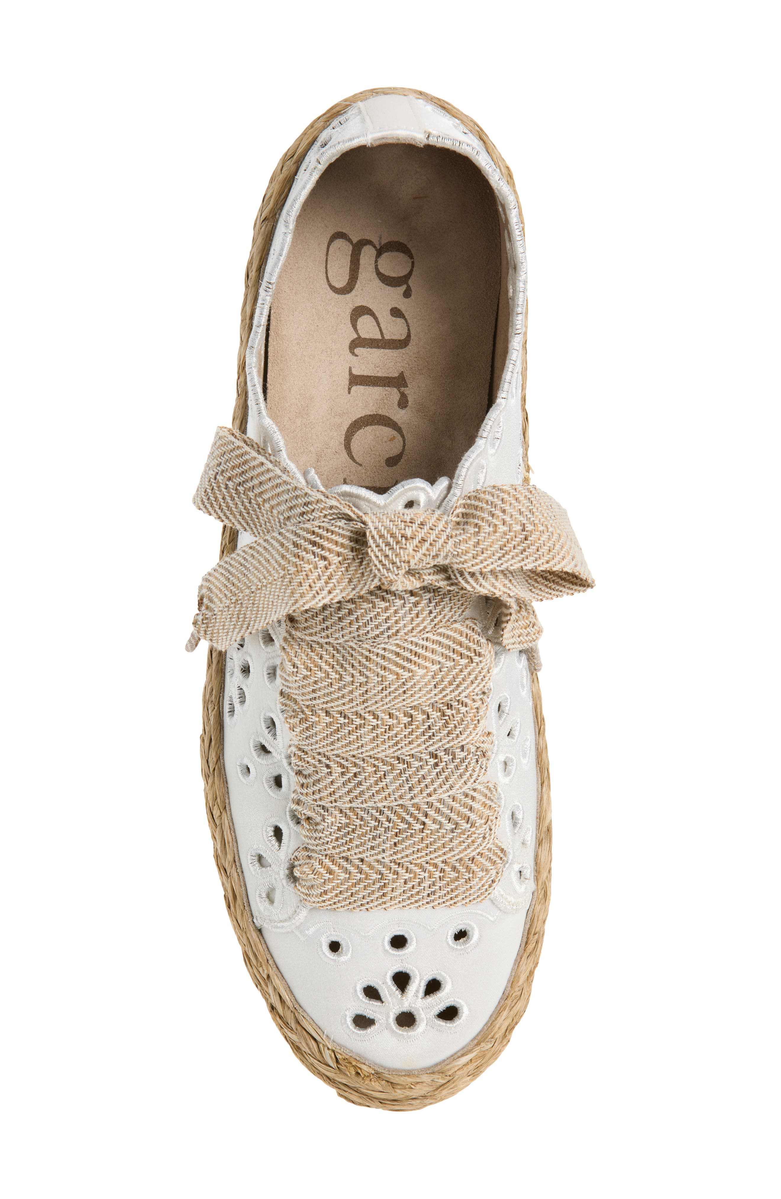 Pedro Garcia Pascal Embroidered Eyelet Espadrille, Alternate, color, Meringue