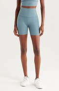 Beyond Yoga Keep Pace Space Dye Bike Shorts