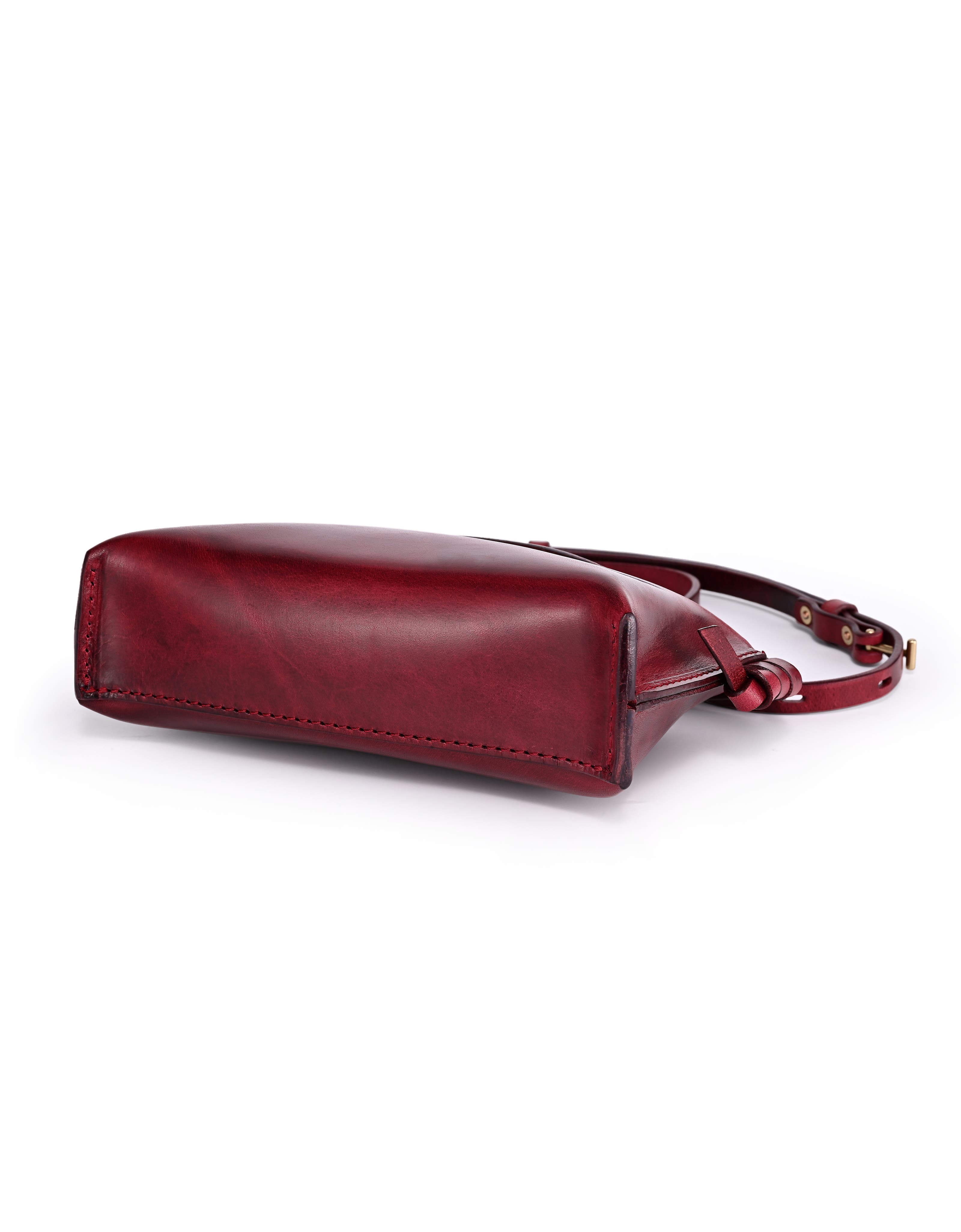 Snapper Genuine Leather Vintage Everyday Crossbody, Alternate, color, Maroon
