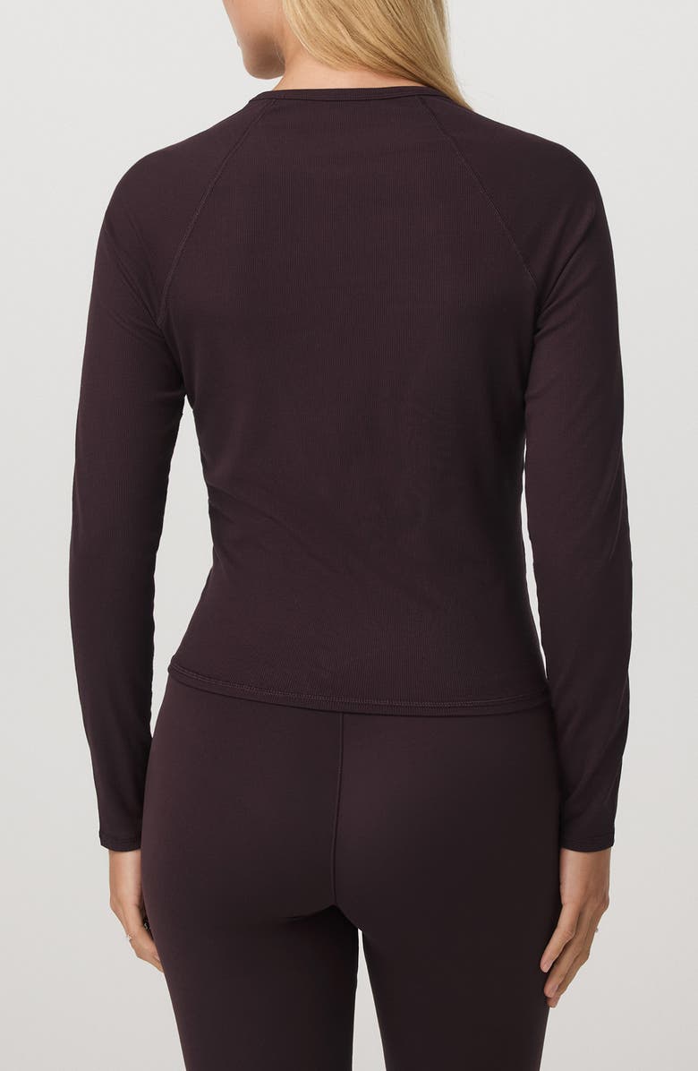 Vuori Pose Long Sleeve T-Shirt, Alternate, color, Raisin