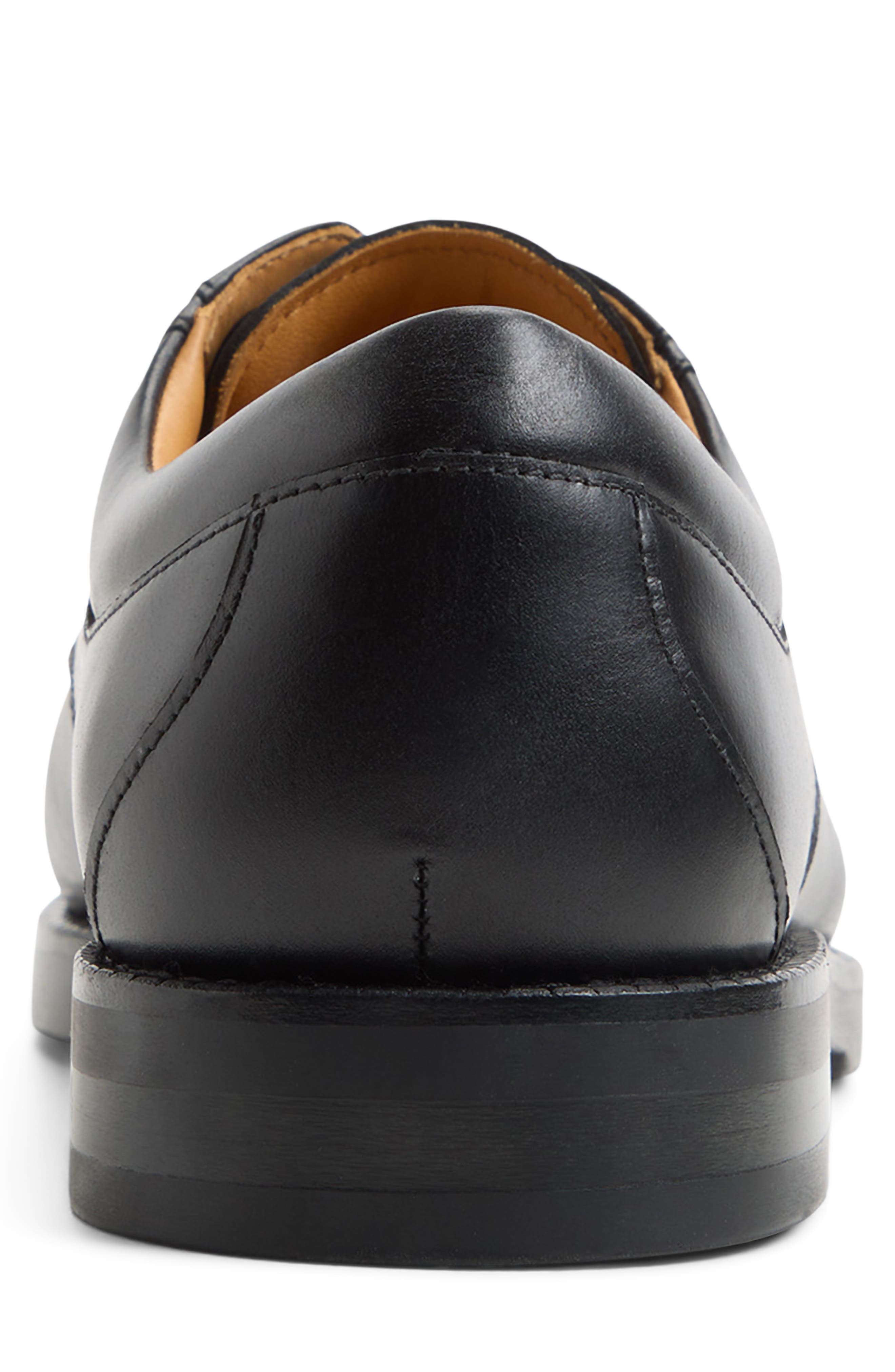 Rangeley Kiltie Golf Oxford, Alternate, color, OPEN BLACK