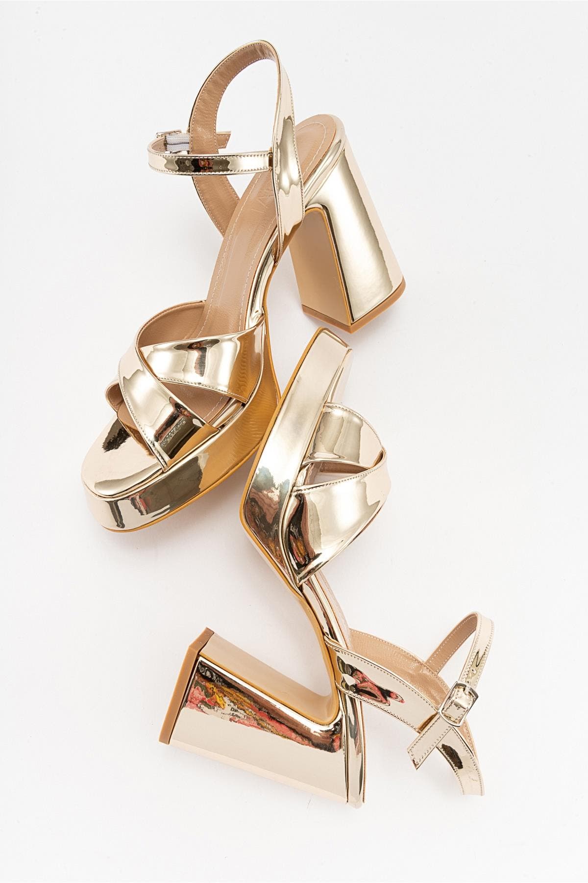 Yvonne Platform Sandals, Alternate, color, Gold