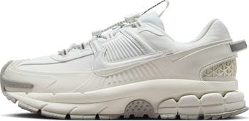 スニーカー Nike Women's Zoom Vomero Roam Shoes Nike Women's Zoom Vomero Roam Shoes | Dick's Sporting Goods