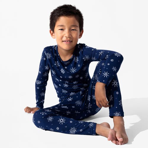 Bellabu Bear Kids' Snowflake Set Of 2 Piece Pajamas In Blue