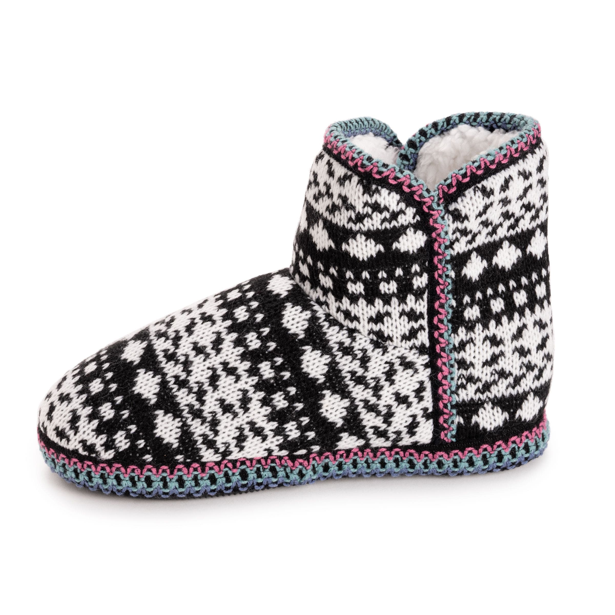 MUK LUKS Leigh Bootie Slipper, Alternate, color, Black