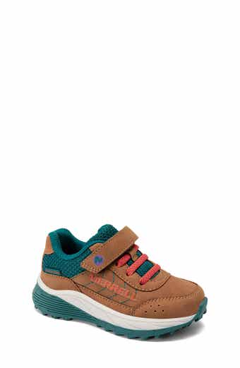 Kids' Supernova Sneaker