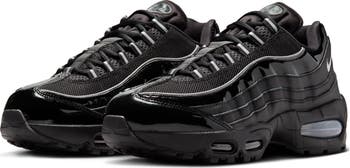 【美品】NIKE WMNS AIRMAX95 TRIPLE BLACK WMNS) Nike Air Max 95 'Triple Black' 307960-010