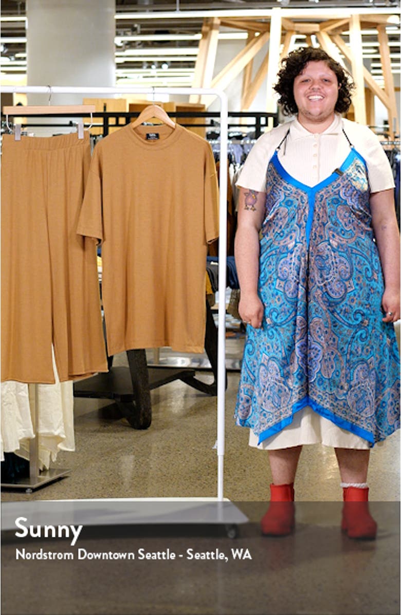 Lex Rib Oversize T-Shirt & High Waist Crop Pants, sales video thumbnail