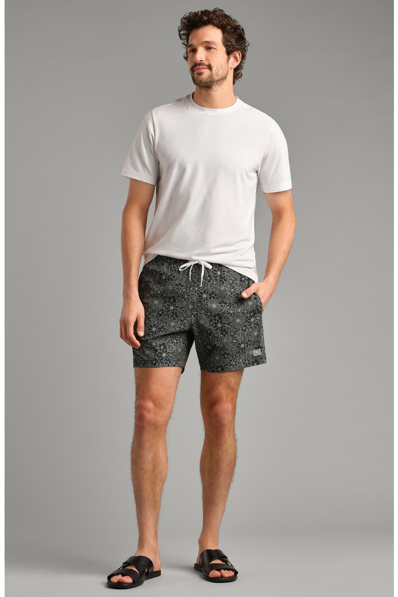 R&R 5.5-Inch Swim Trunks, Alternate, color, TRUE NAVY/GREEN SAGE FLORAL