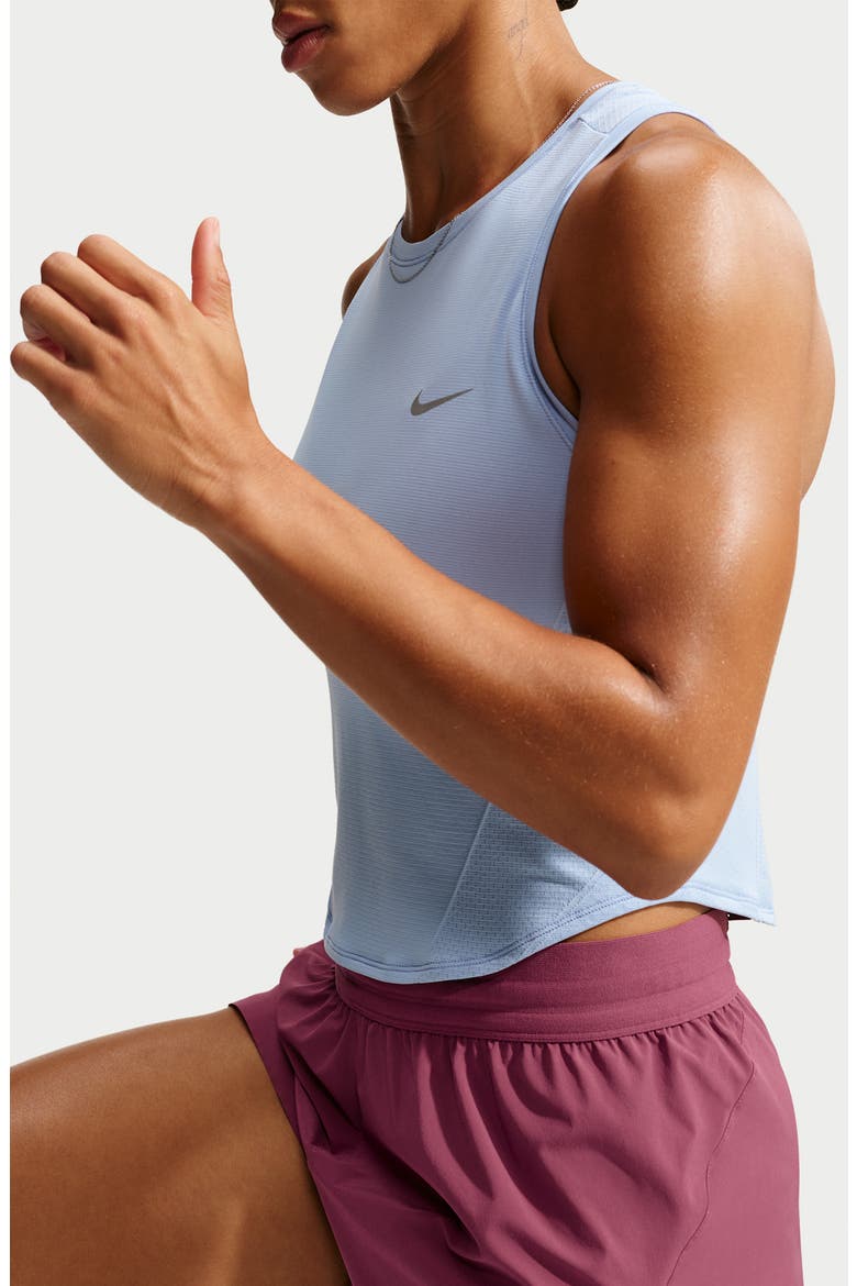 Swift Dri-FIT Mid-Rise Brief-Lined Running Shorts, Alternate, color, ALUMINUM