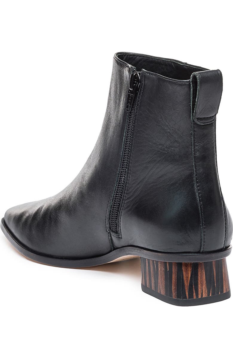 Bernardo Footwear Helene Bootie, Alternate, color,