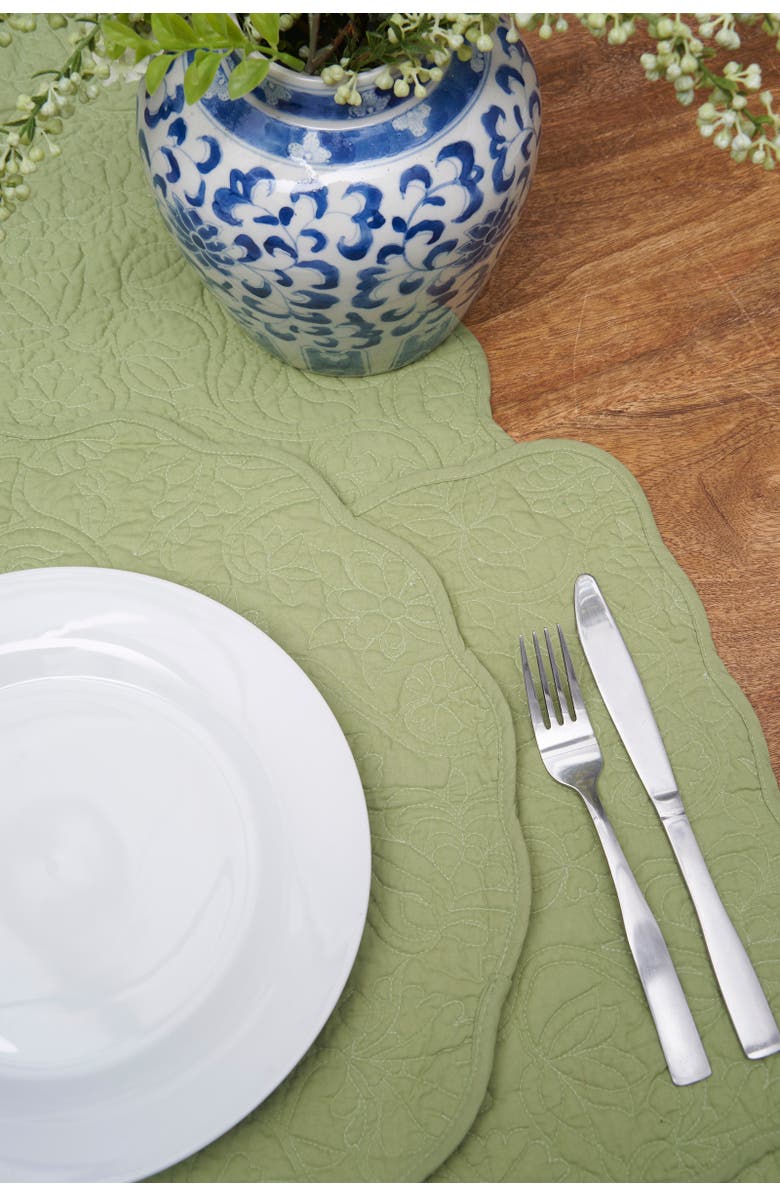 C&F Home Christiana Sweet Pea Reversible Machine Washable Round Scallop Quilt Placemats Set of 6, Alternate, color, Green