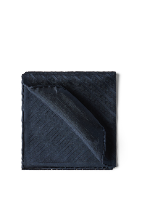 Silk pocket square