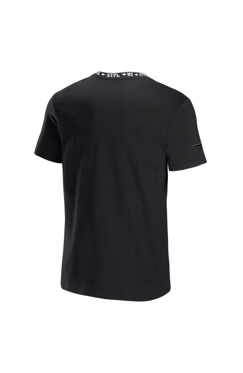 STAPLE Men's NFL x Staple Black New England Patriots Globe T-Shirt, Alternate, color, 