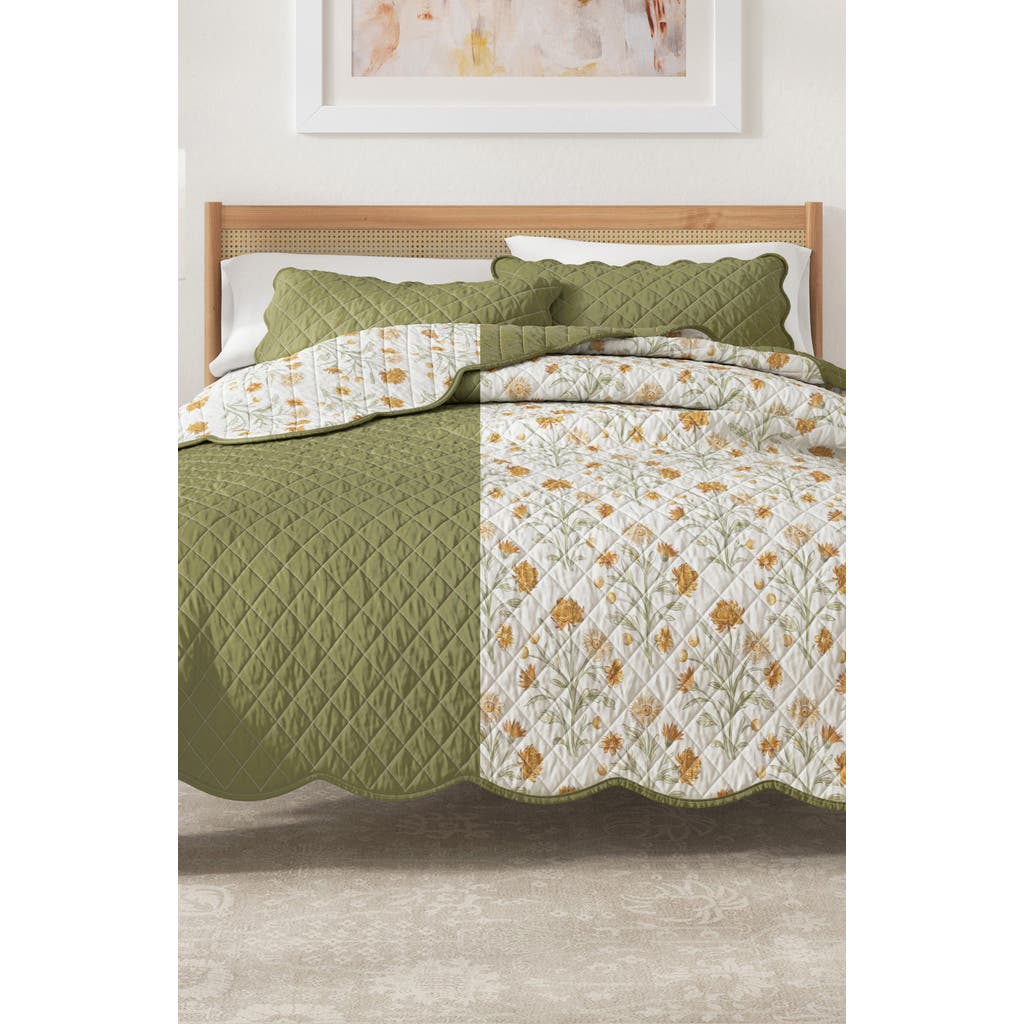 Woven & Weft Floral Scalloped Cotton Quilt & Sham Set In Floral Dusk