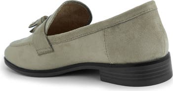 Blane Tassel Loafer