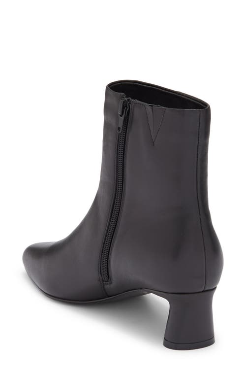 Vaneli Jaklyn Boot In Black