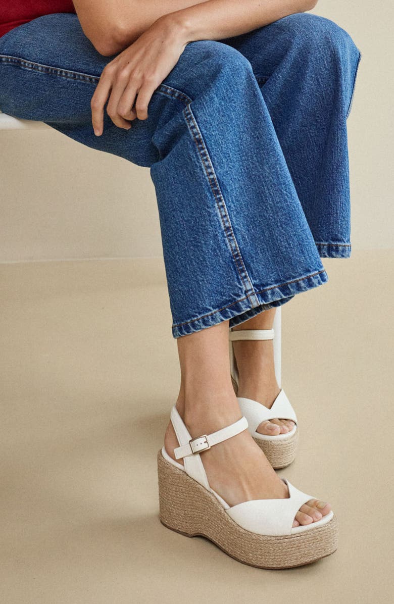 Pedro Garcia Doina Ankle Strap Platform Sandal, Alternate, color, Creme Cervo