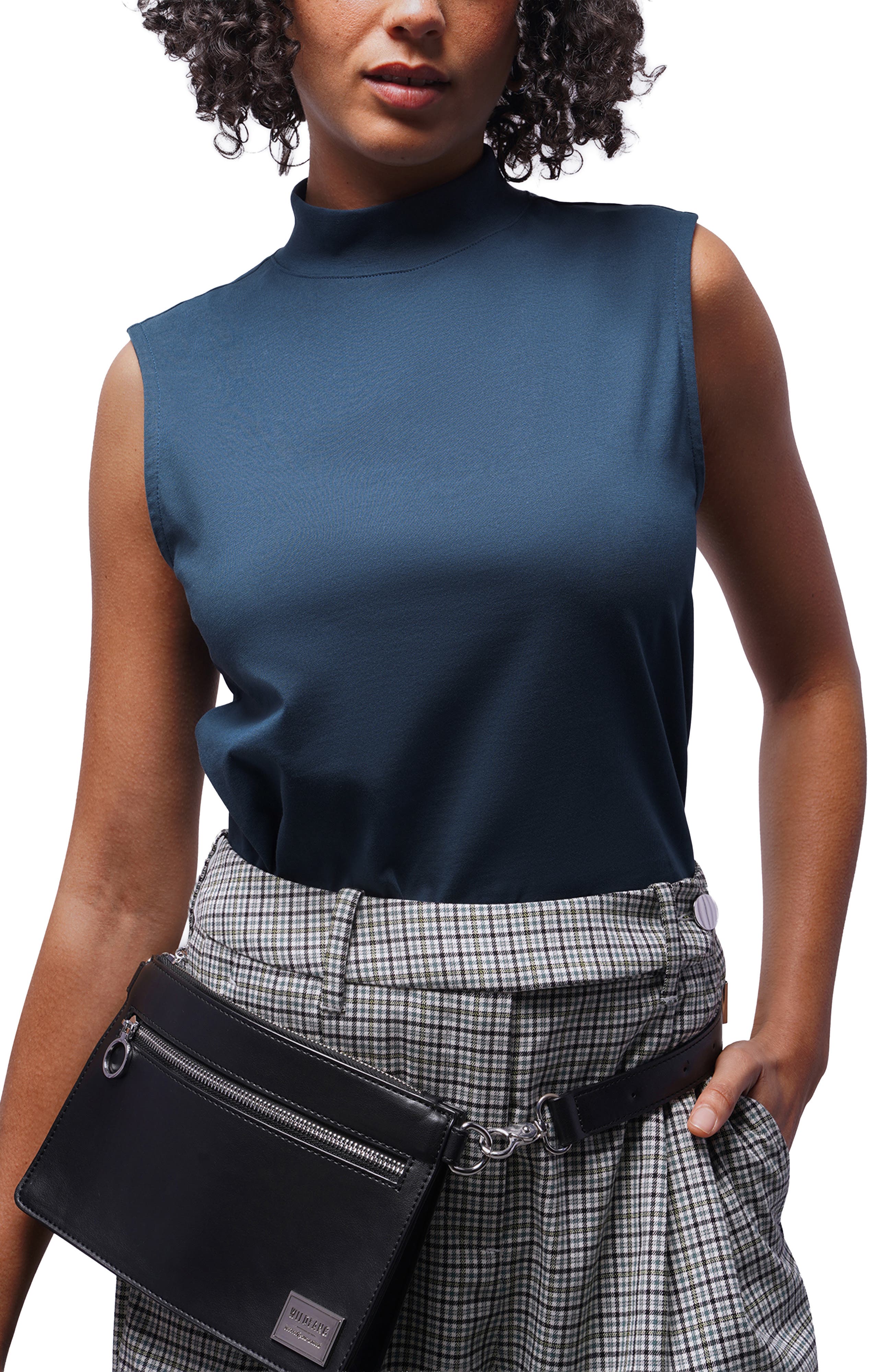 DARK BLUE