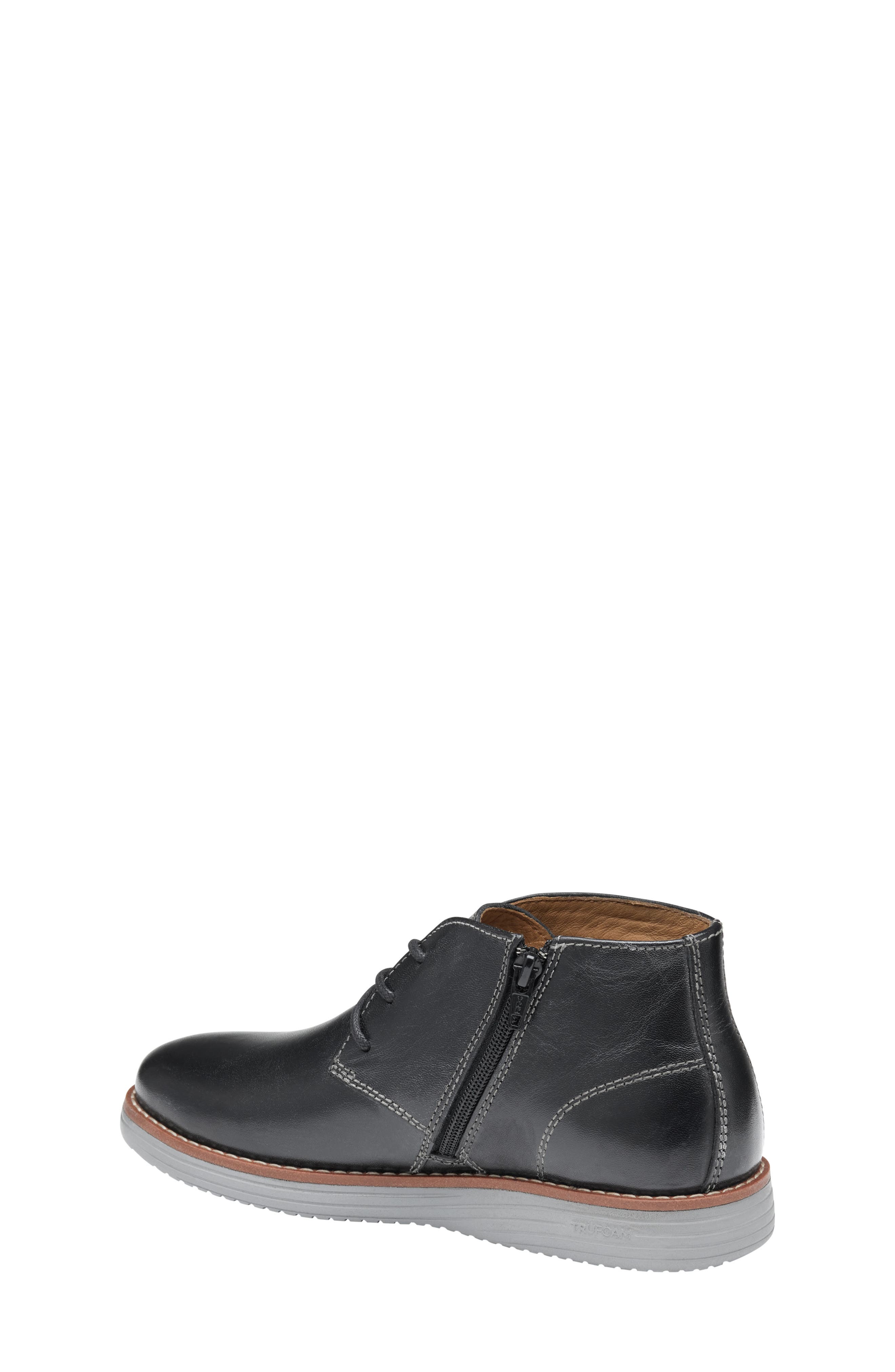 Johnston & Murphy Kids' Upton Chukka Boot, Alternate, color, Black Full Grain
