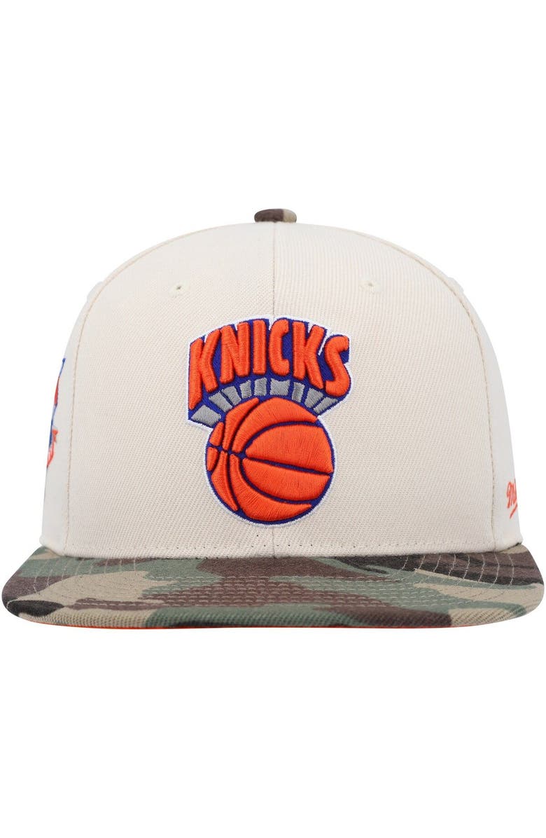 Mitchell & Ness Men's Mitchell & Ness Cream/Camo New York Knicks Hardwood Classics 50th Anniversary Off White Camo Fitted Hat, Alternate, color, 