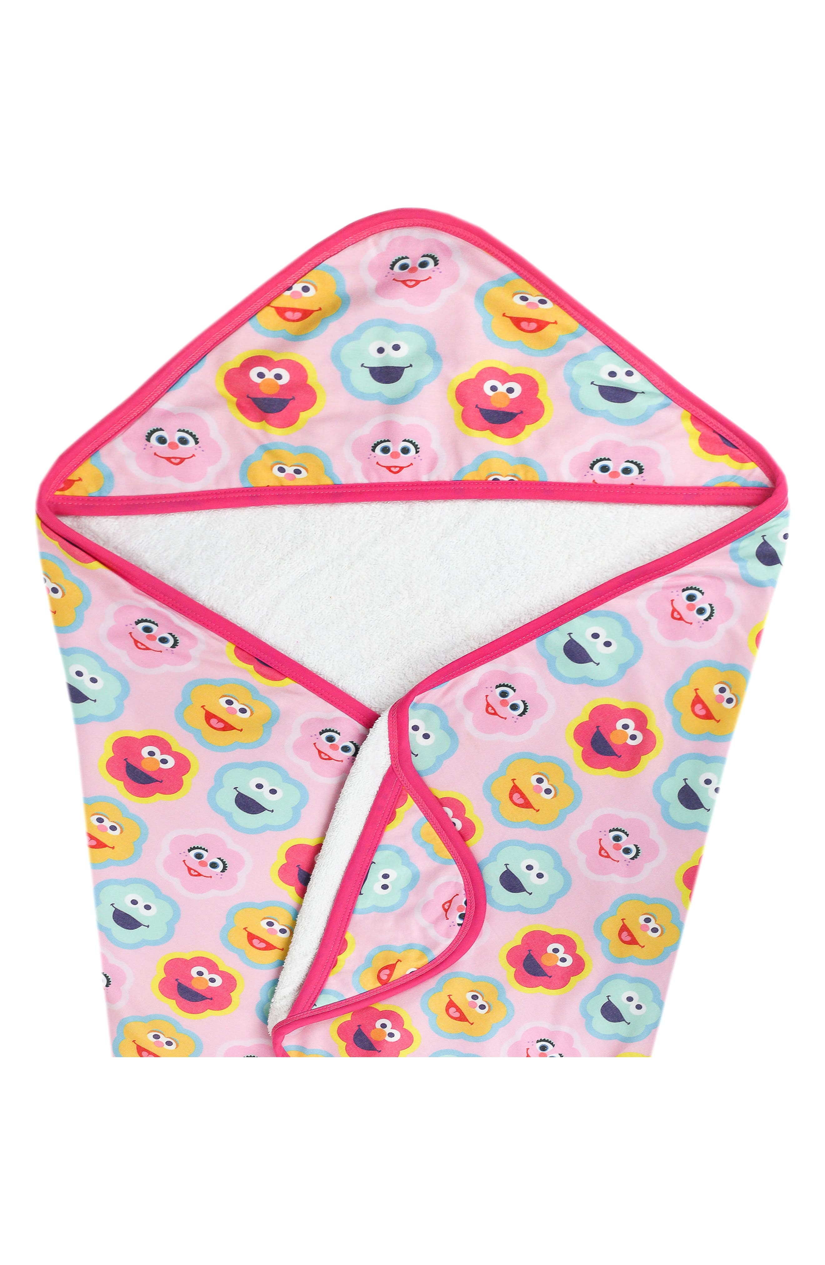 Copper Pearl x Sesame Street Abby & Pals Hooded Towel | Nordstromrack