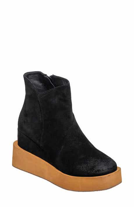 ANTELOPE Suede Platform Wedge Boot