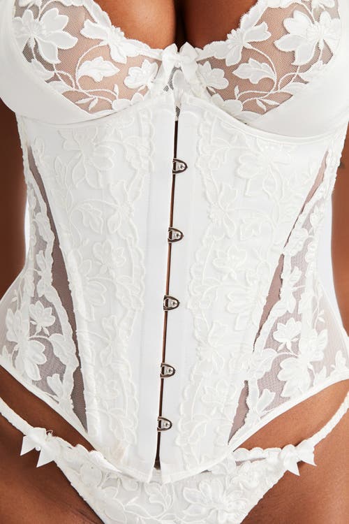 Scarlett Gasque The Velma Waspie In White