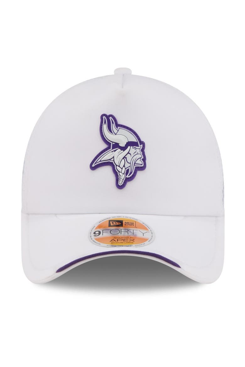 Men's New Era White Minnesota Vikings 2026 Sideline Apex 9FORTY Adjustable Trucker Hat, Alternate, color, White