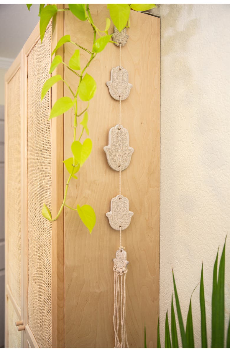 FLORA BUNDA Ceramic Hanging Hamsa Wall Decor, Alternate, color, Ivory