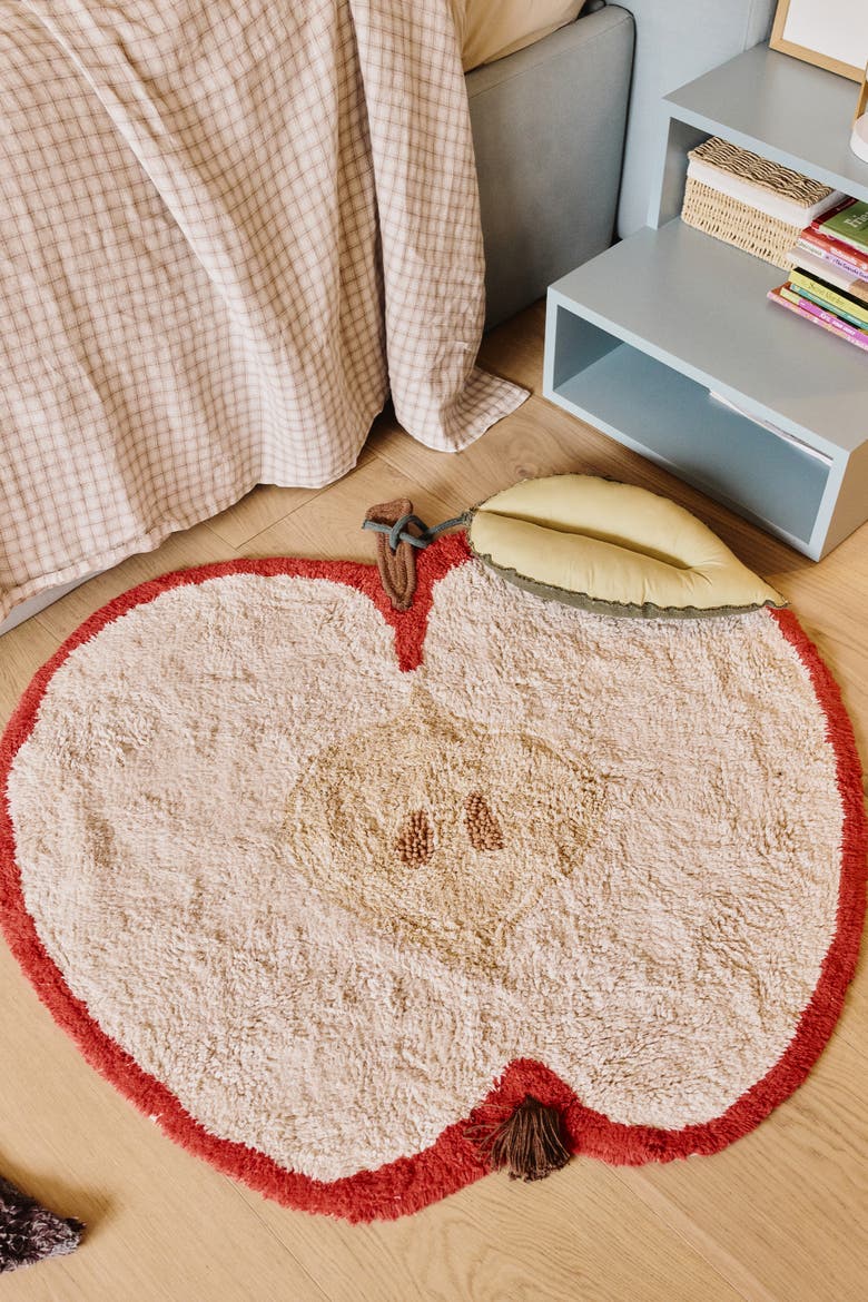 Washable Rug Apple, Alternate, color, Red, Natural, Matcha