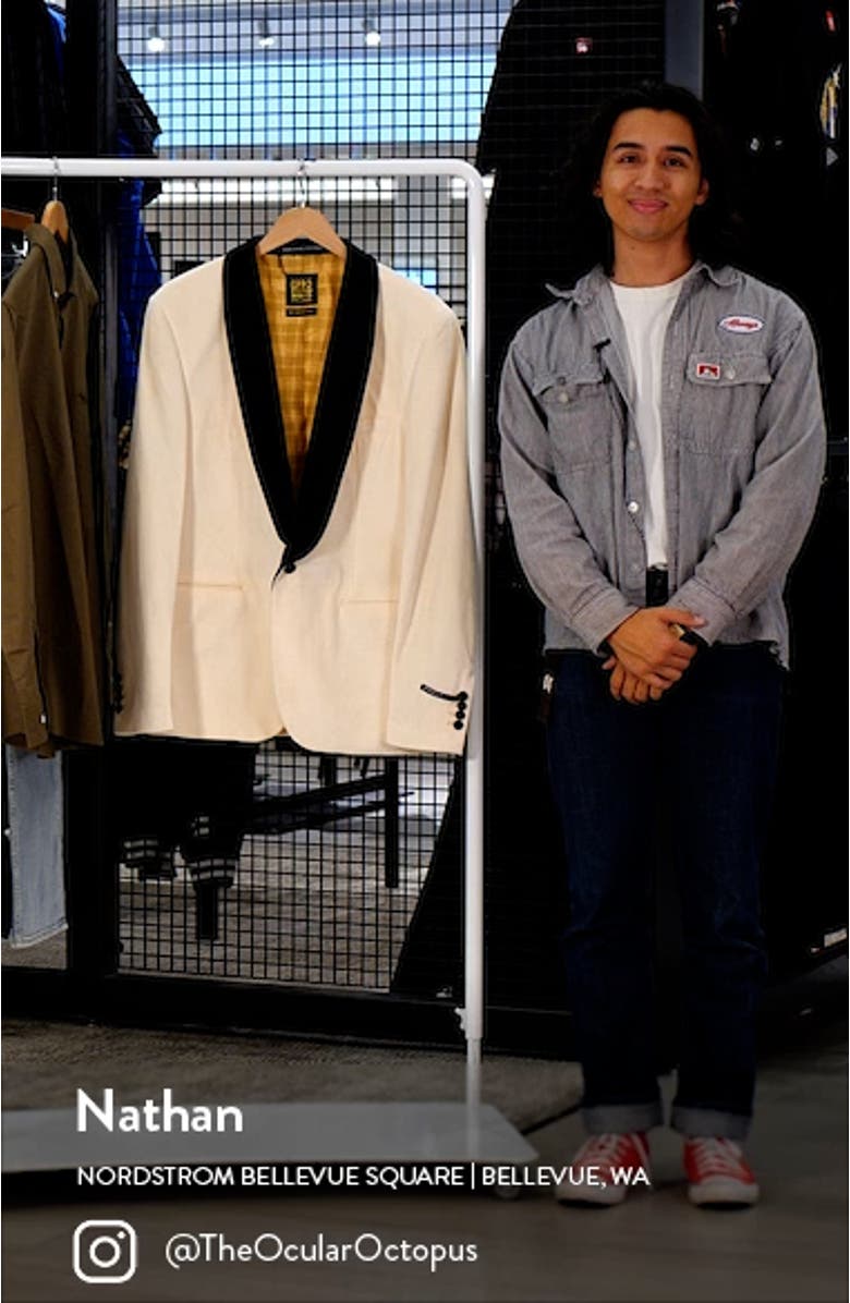 Ivory Champaigne Dinner Jacket, sales video thumbnail