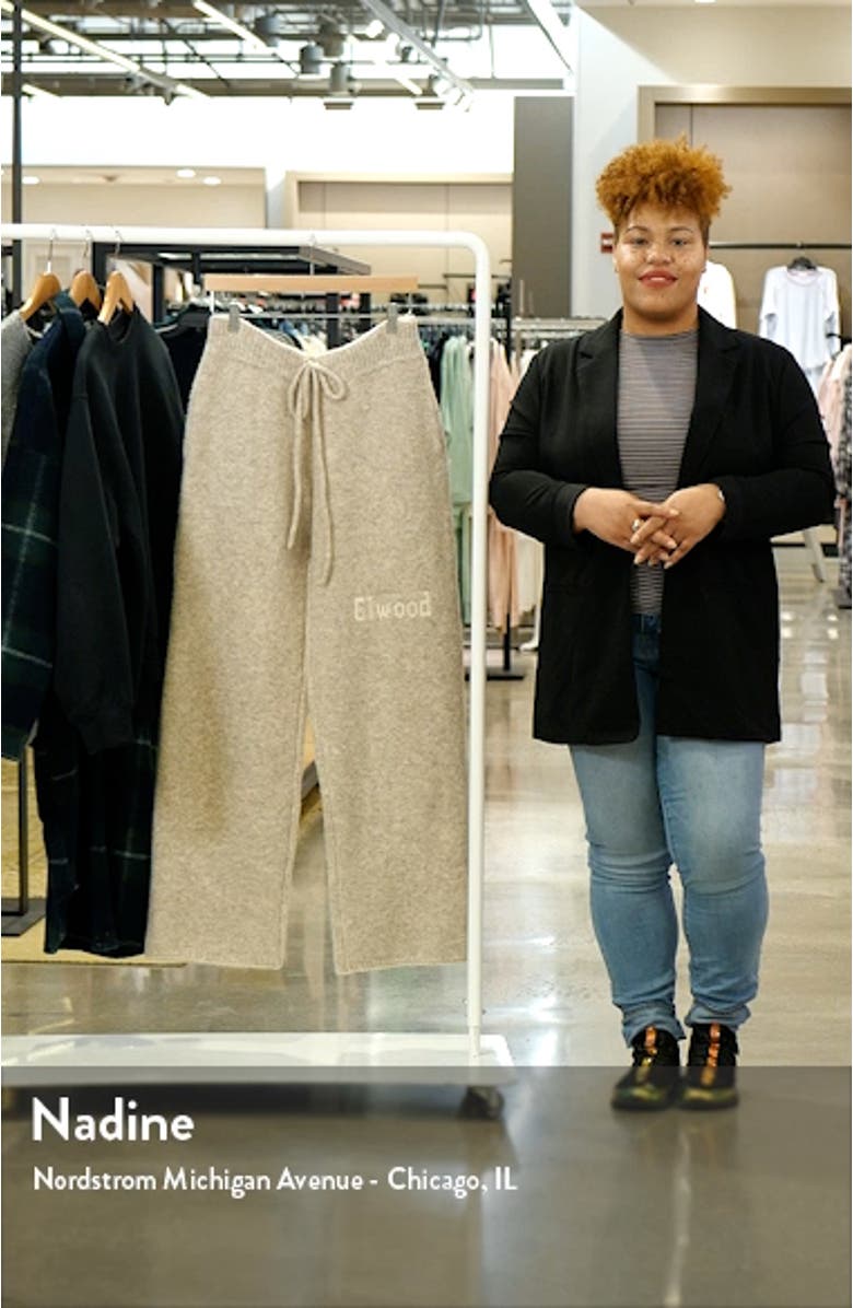 Intarsia Logo Baggy Sweatpants, sales video thumbnail