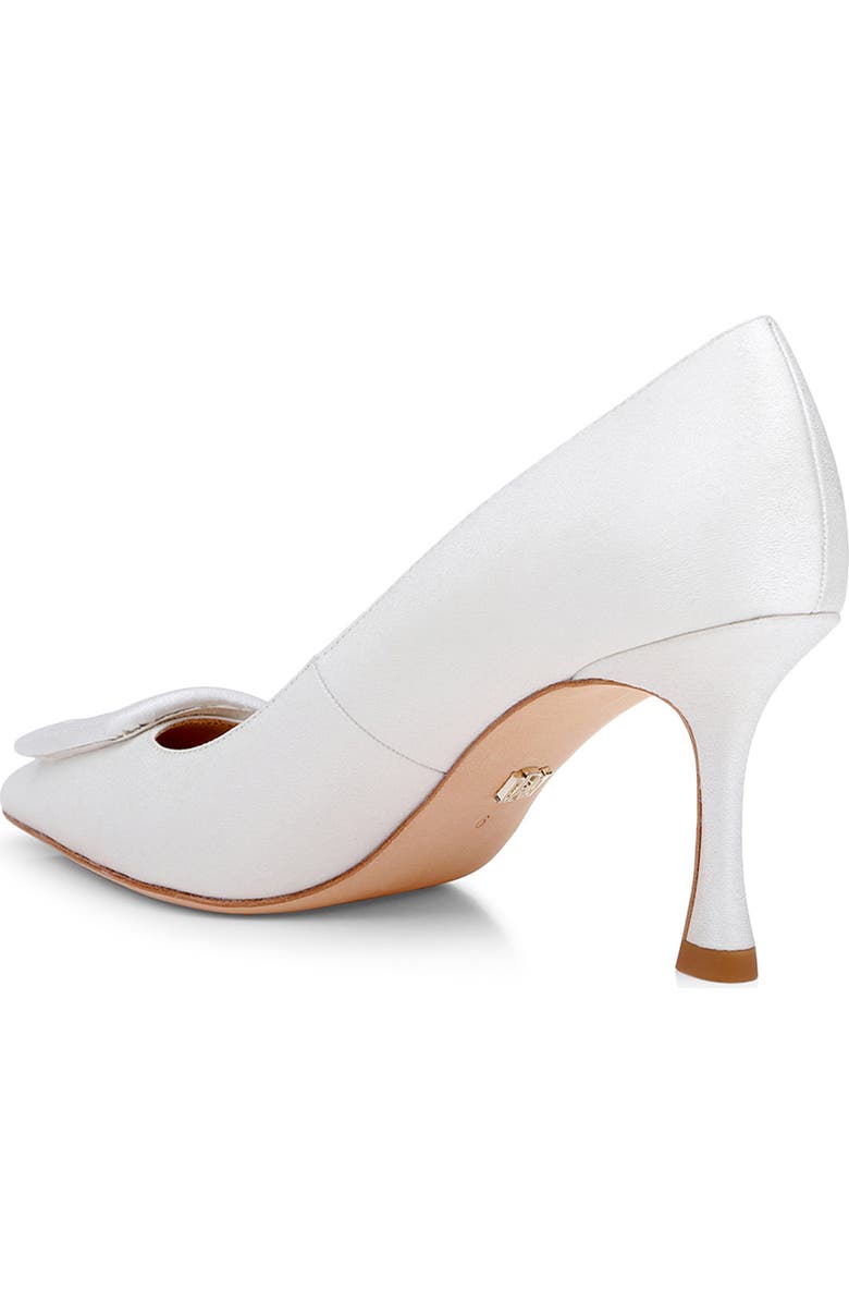 Badgley Mischka Collection Yanet II Pointed Toe Pump, Alternate, color, White Crepe