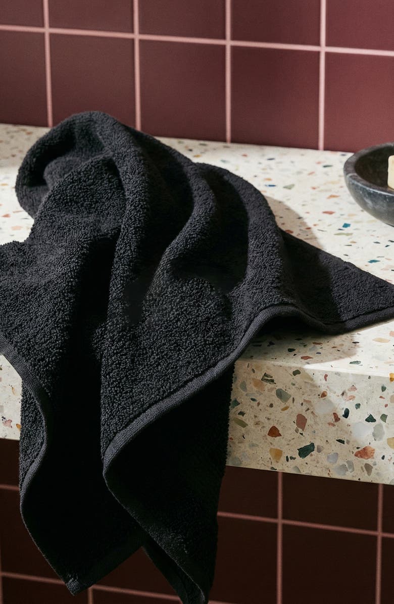 Italic Ultraplush Australian Cotton Hand Towels, Alternate, color, Black