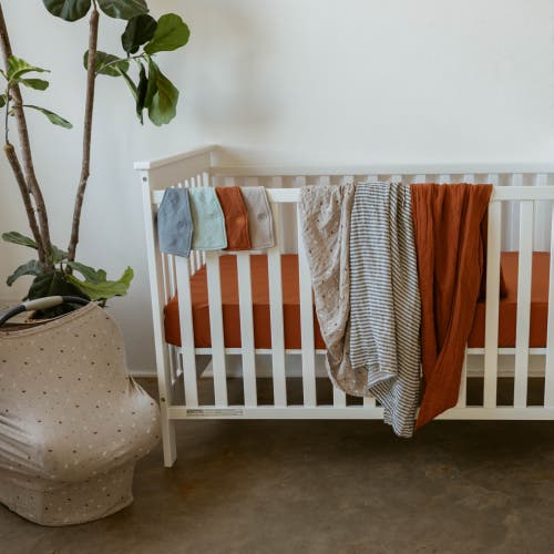 Parker Baby Co. Swaddle Set In Clay