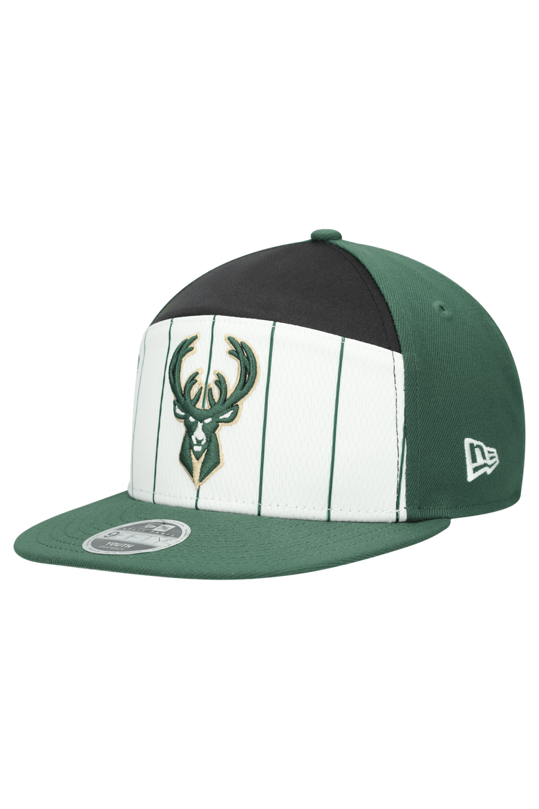 Youth New Era  White/Hunter Green Milwaukee Bucks 2025 NBA Tip Off Split Panel 9FIFTY Snapback Hat, Alternate, color, White
