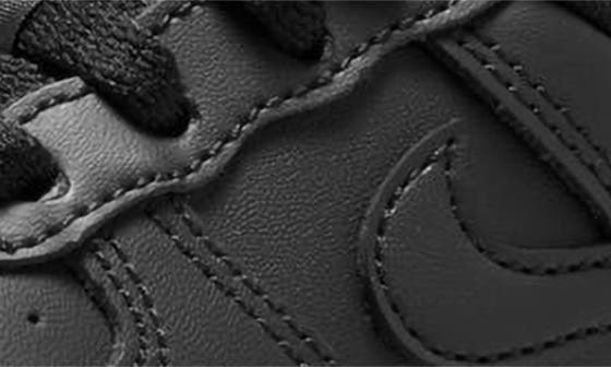 Детские кроссовки Nike Air Force 1 — фото 8