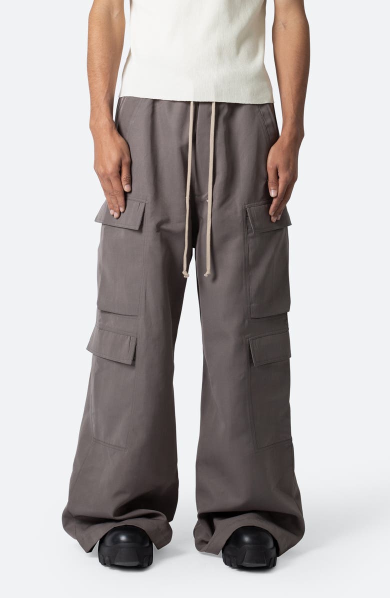 mnml Rave Oversize Double Cargo Pocket Pants, Main, color, Brown