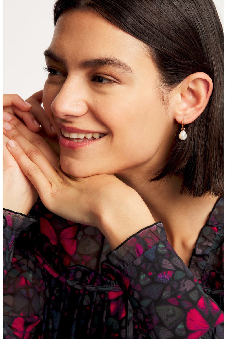 Periaa Imitation Pearl Drop Huggie Hoop Earrings, Alternate, color, GOLD TONE/ PEARL