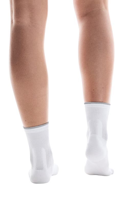 On Elite Run Quarter Socks In White