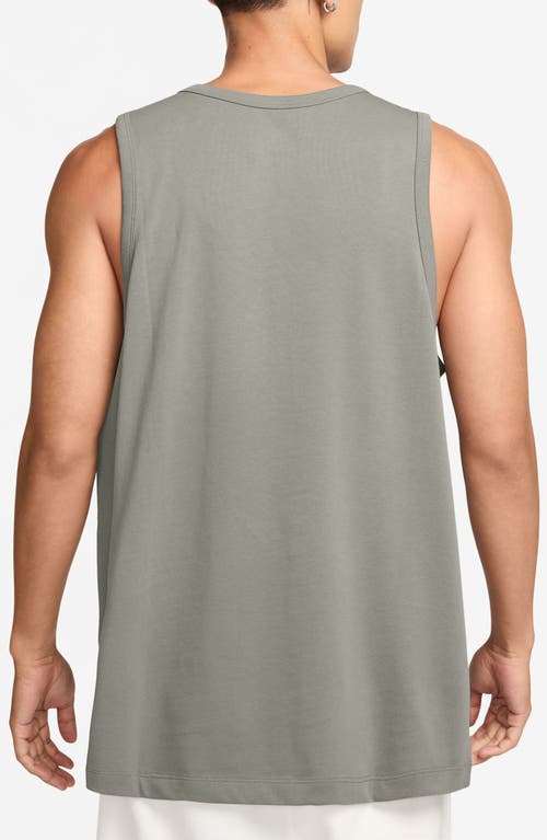 Nike Premium Essentials Tank