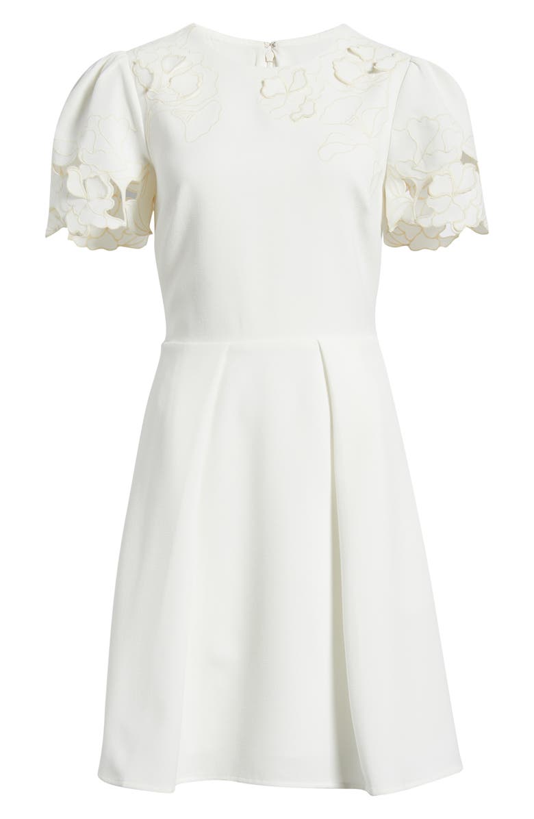 Vince Camuto Floral Cutwork Crepe Dress, Alternate, color, Ivory