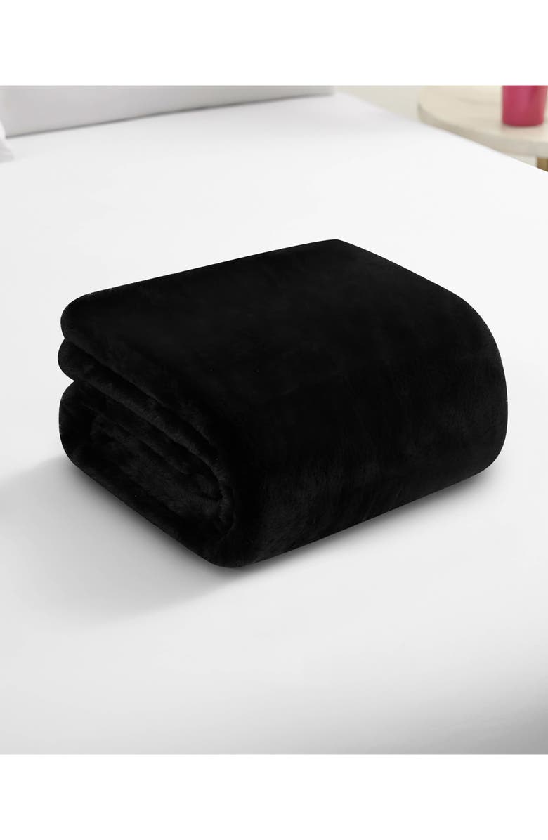 Juicy Couture Plush Throw Blanket, Alternate, color, Black