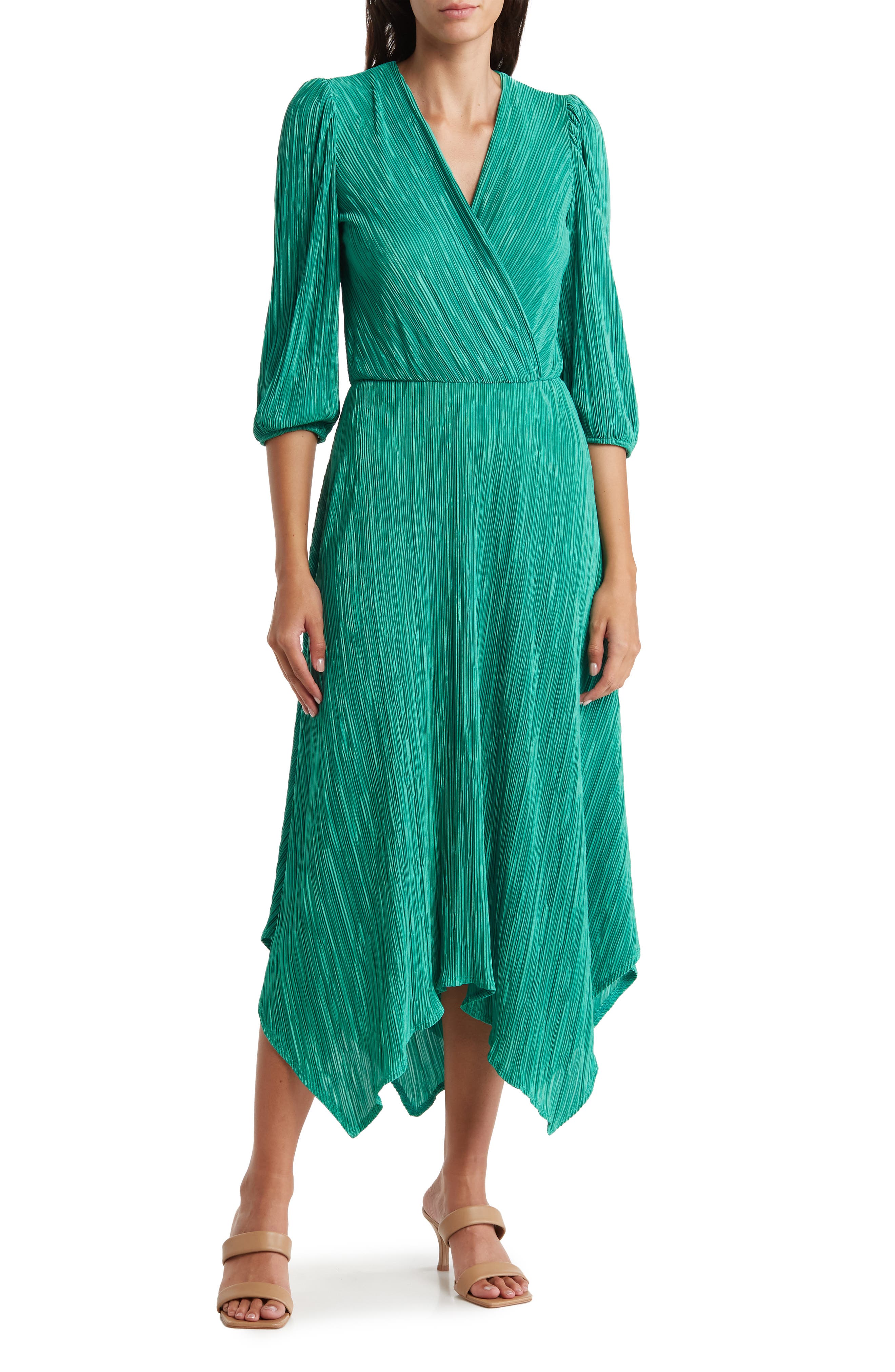selected EMERALD GREEN